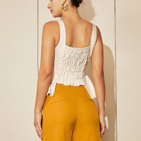 Contemporary Chic Square Neck Asymmetrical Hem Top beige - Picture 3 of 5